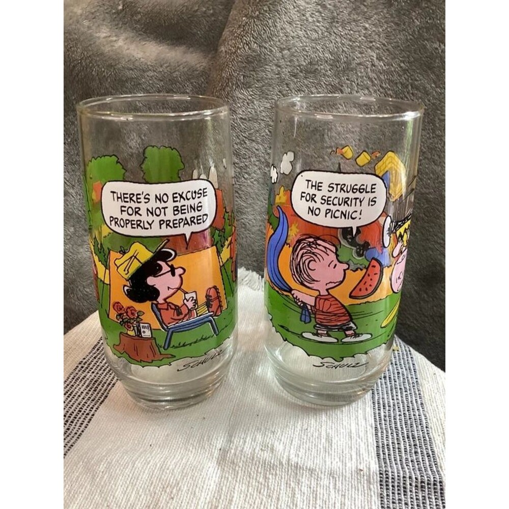 Vintage Peanuts Camp Snoopy McDonald's Tumbler Collection Glasses 1983 x2